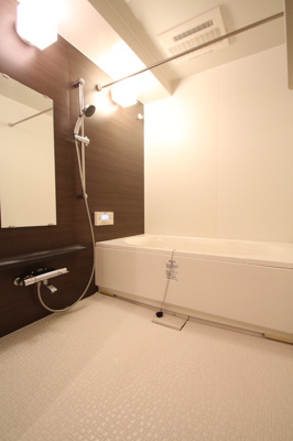 【浴室】 | アムシュトラーセ | １０３ 一坪風呂