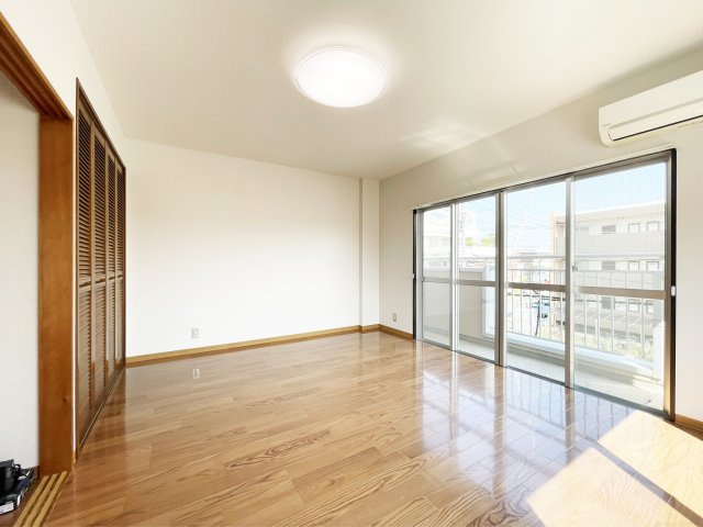 HAMAMOTOビルの居間・リビング