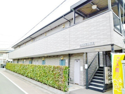 ★全戸南西向き　バストイレ別室★