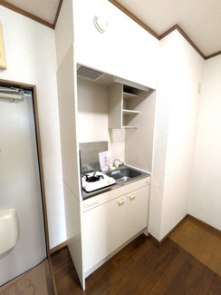 ★ミニ収納棚付き・コンパクトキッチン★