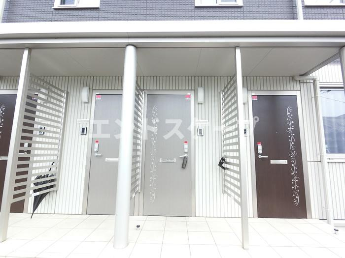 ラ・ステラ宮前町のエントランス|高崎、前橋、伊勢崎エリアのお部屋探しはエンドスケープまで！お客様の理想お聞かせ下さい♪