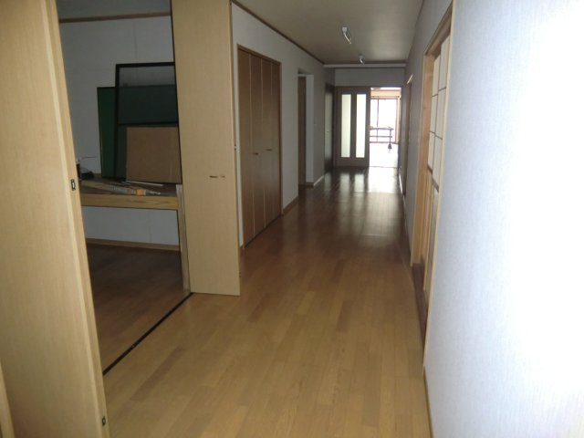 南本町渡邊貸家の収納