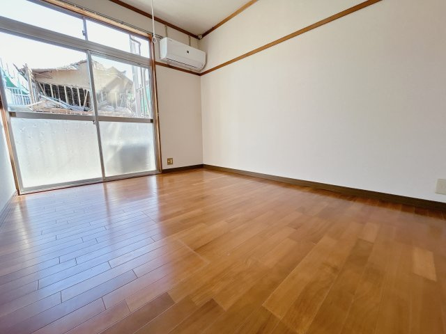 奥田アパートメントⅡの洋室