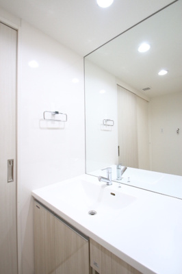 【洗面所】 | リーブル 博多駅前 | 1101 洗面化粧台