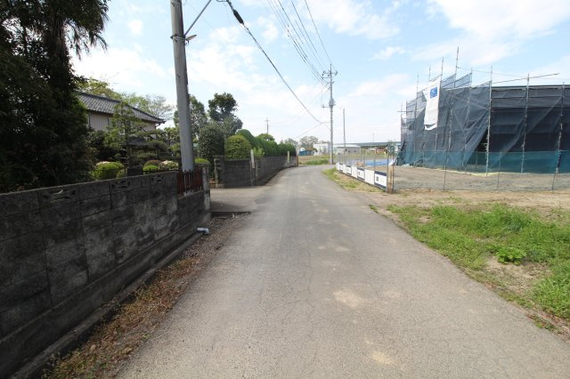 川島町牛ヶ谷戸　建築条件なし売地　「川越駅」バス26分　敷地163坪　敷地の周辺