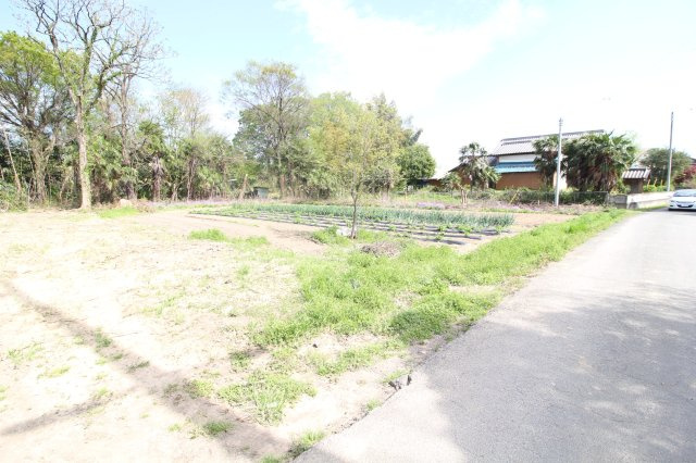 川島町牛ヶ谷戸　建築条件なし売地　「川越駅」バス26分　敷地163坪　敷地の外観