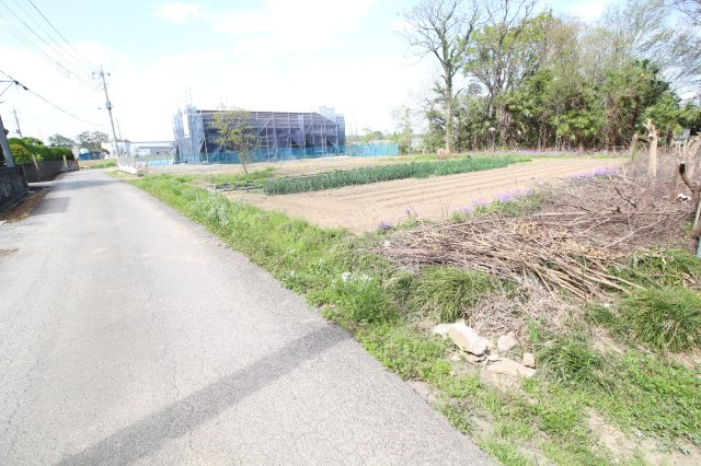 川島町牛ヶ谷戸　建築条件なし売地　「川越駅」バス26分　敷地163坪　敷地の外観