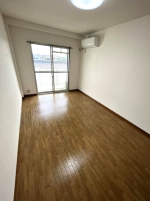 【居間・リビング】 | シーライフニシ | ※イメージ　同物件別号室の写真