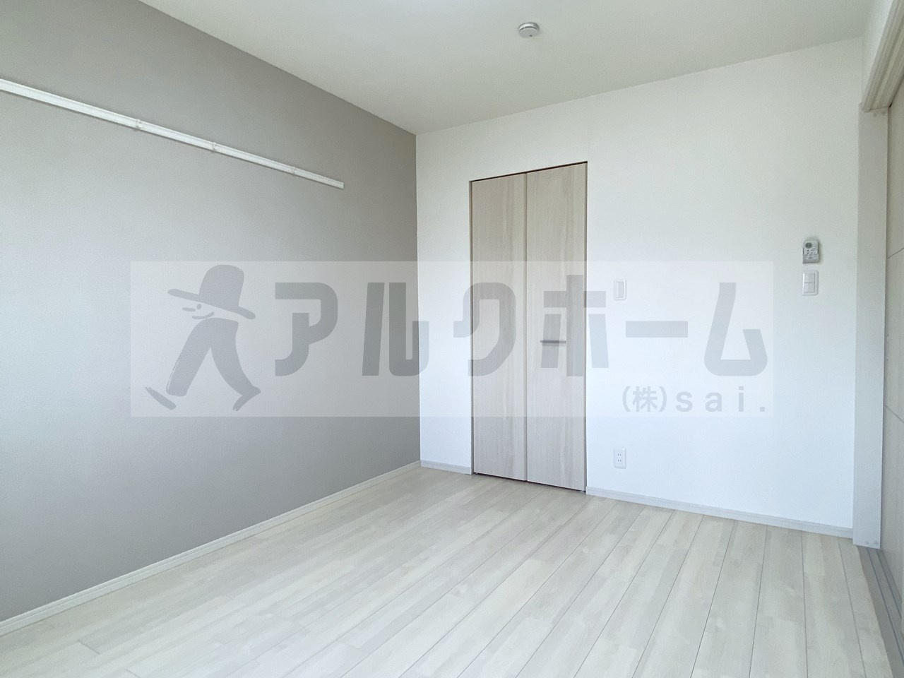 ドミソレイユⅢの洋室