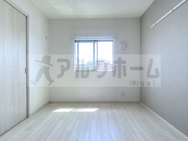 ドミソレイユⅢの洋室