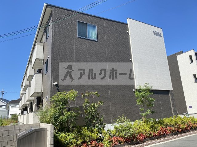 ドミソレイユⅢの外観
