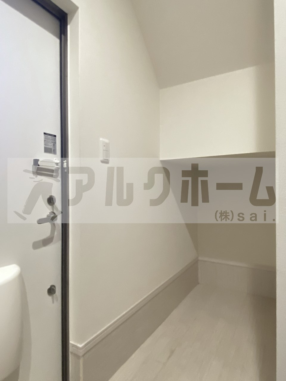 ドミソレイユⅢの玄関