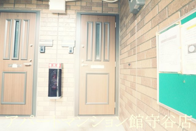 メゾン森Ⅺのエントランス|類似です
