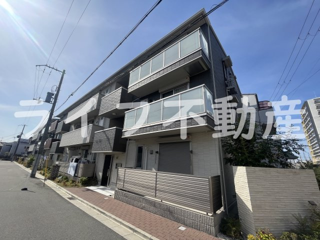 セントコリーヌ E棟の外観|落ち着いた雰囲気の外観です