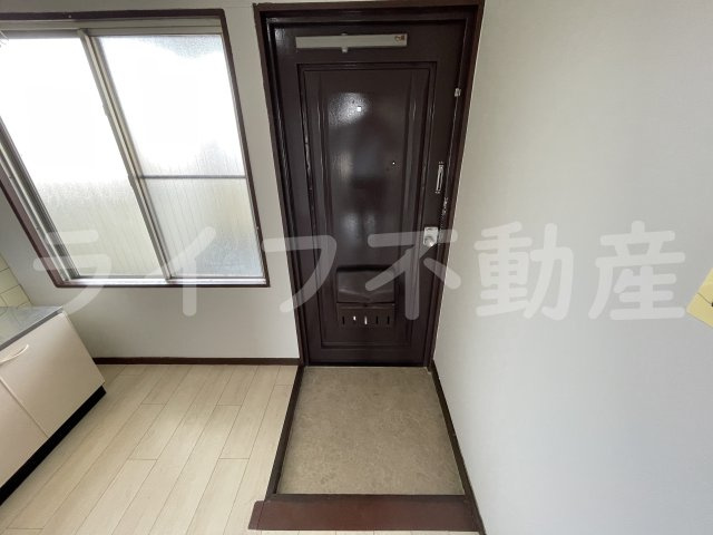 東大阪市鴻池町１丁目の賃貸マンションの玄関|落ち着いた玄関です