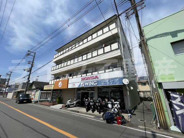 東大阪市鴻池町１丁目の賃貸マンションの外観|おしゃれな外観です