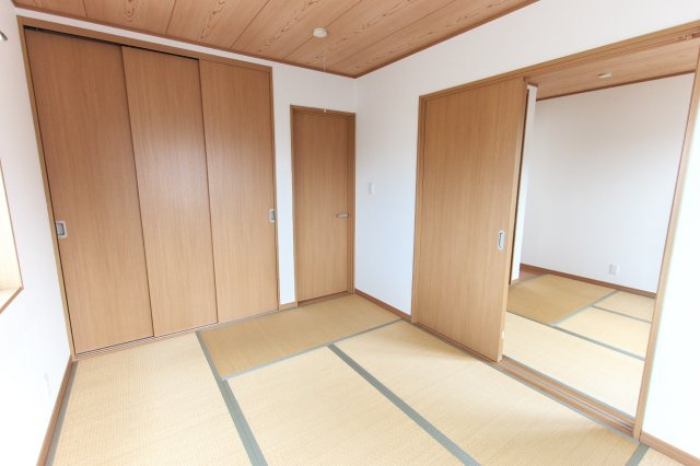 保田一戸建ての和室