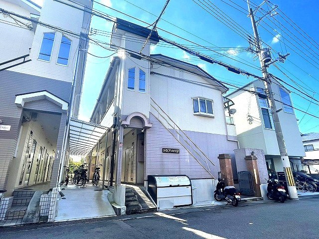 ヨーロピアンハイツ37の外観|きれいな外観です