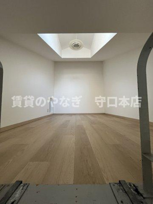 【洋室】 | 藤ビル | ロフト部分も明るいです