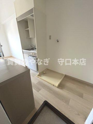 【玄関】 | 藤ビル | 収納もある玄関です