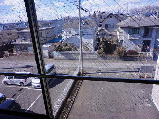 自治医大ビル3F　西側