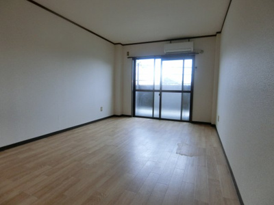 【居間・リビング】 | グリーンパレス