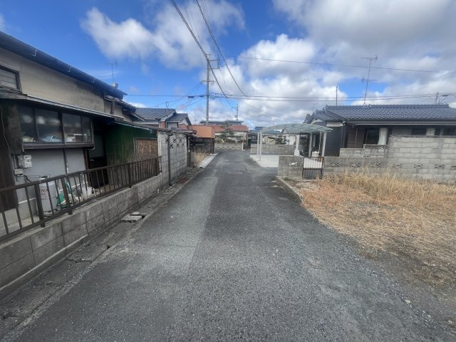 野中2丁目の前面道路含む現地写真