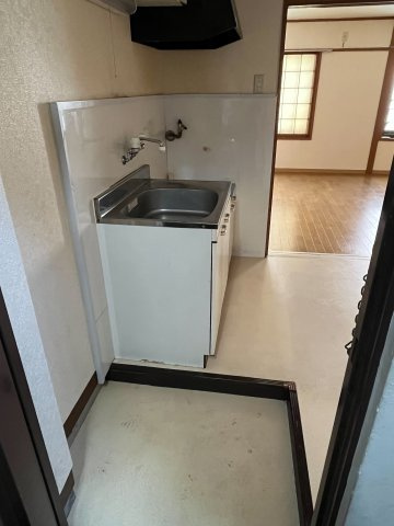 フジビルの玄関
