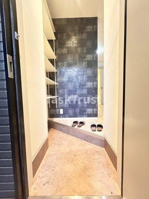 【玄関】 | LuXe黒崎町