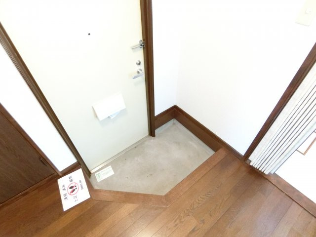 サンフル狭山の玄関
