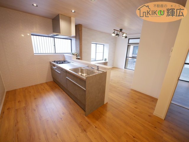 【キッチン】 | 加古川市平岡町一色　中古戸建