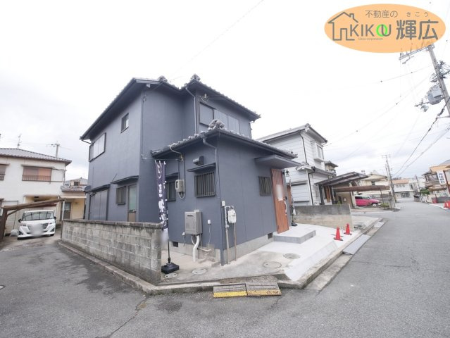 加古川市平岡町一色　中古戸建の外観|リフォーム済ですので初期費用が少なく家計が助かります。