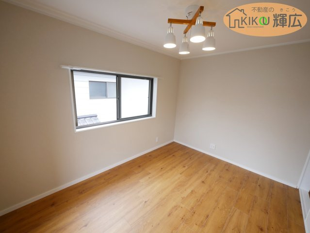 【寝室】 | 加古川市平岡町一色　中古戸建