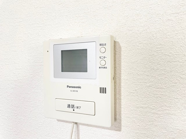 【セキュリティ】 | 春日丘グリーンハイツB棟 | 物件購入の段取りを知りたいお客様には、「ご検討からご契約までの一連の流れ」をご説明させて頂きます。初めて物件購入を検討された方は、ぜひご参考になさって下さい。