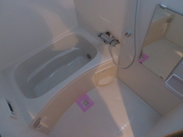 メゾンKOMAの浴室