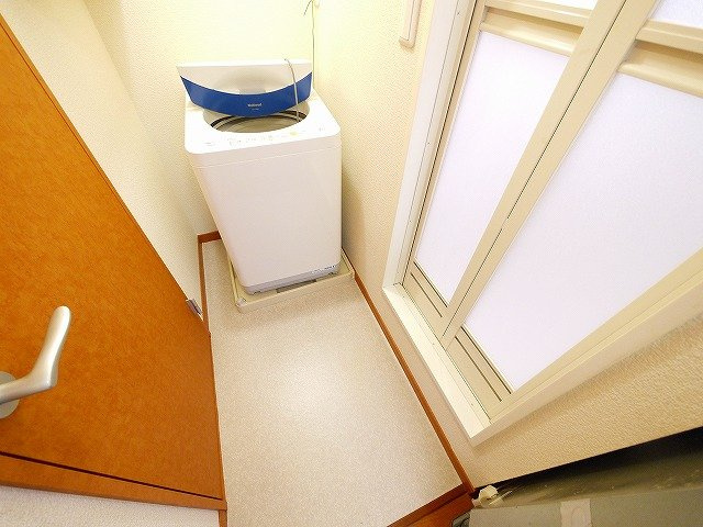 レオパレスプルメリアの設備|洗濯機