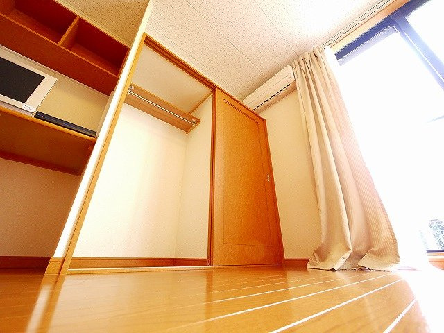 レオパレスプルメリアの収納|収納スペース豊富です