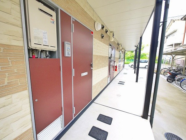 レオパレスプルメリアのその他共用部分|共用廊下