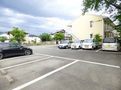 【駐車場】 | レーベン鈴木