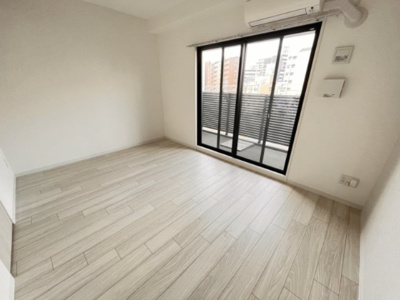 【洋室】 | プライマル新大阪（レジデンス新大阪キャトルセゾン） | 広々とした洋室です