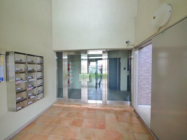 レオパレス佐保川のエントランス|エントランスです