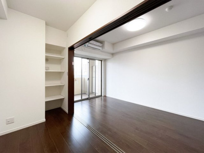 【洋室】 | Cinnamon Court | 別号室の写真になります。現況優先。