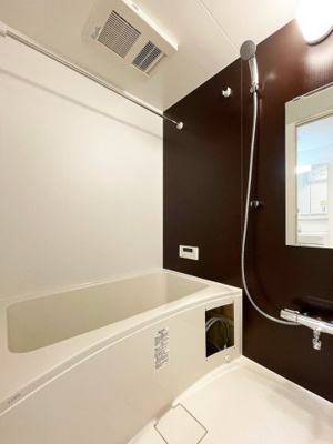 【浴室】 | Cinnamon Court | 別号室の写真になります。現況優先。