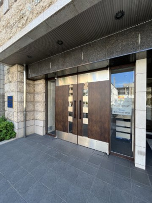 【エントランス】 | プレサンス大阪城公園ファーストシート