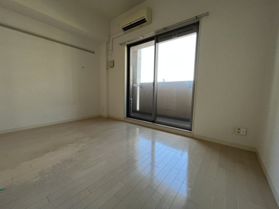 【居間・リビング】 | プレサンス大阪城公園ファーストシート