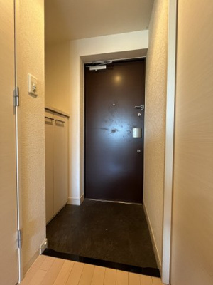 【玄関】 | プレサンス大阪城公園ファーストシート