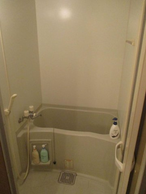 【浴室】 | BOF | 別号室の写真になります。現況優先。