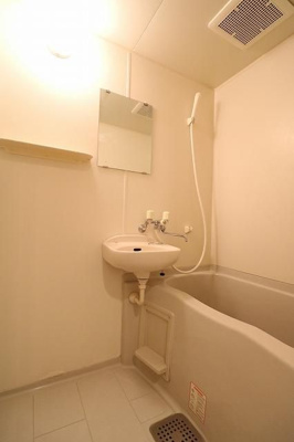 【浴室】 | クオーレ21 | 別号室の写真になります。現況優先。