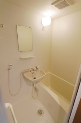 【浴室】 | オークハウス | 別号室の写真になります。現況優先。