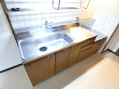 【キッチン】 | ゼアス真砂